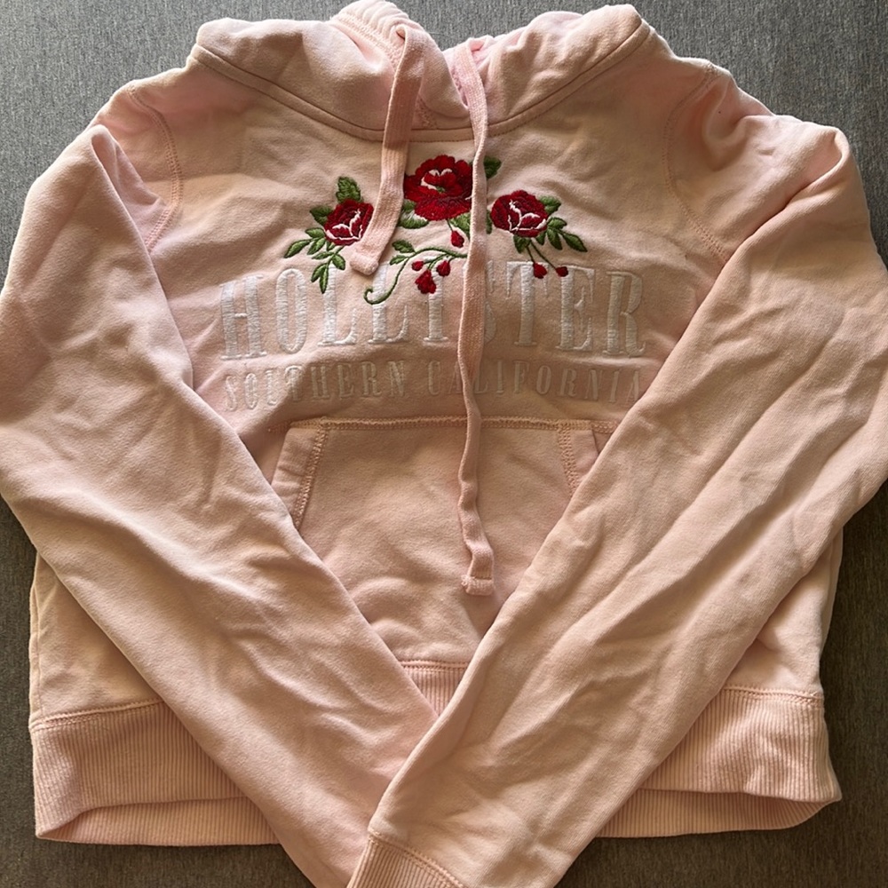 Hollister Cropped Hoodie